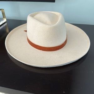 Tan/Beige hat